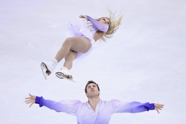 Kirsten Moore-Towers & Dylan Moscovitch, 2012 Cup of China (Getty Images)